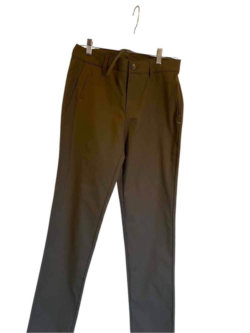 NWT Vuori Men’s Cascade Tech Chino Pant DARK OREGANO Size 28